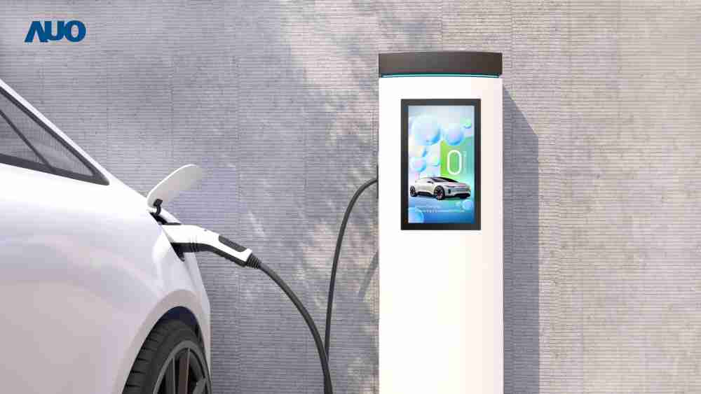 友達〝EVSE車用充電樁解決方案〞專為電動汽車充電樁設計，，，具有高亮度、、克服戶外艱難環境的耐溫、、、、耐紫外線等特性，，，，並搭載散熱性及擴充性強的高效能工業電腦，，可實現人機互動訴求，，，，如資訊顯示、、、、支付等應用