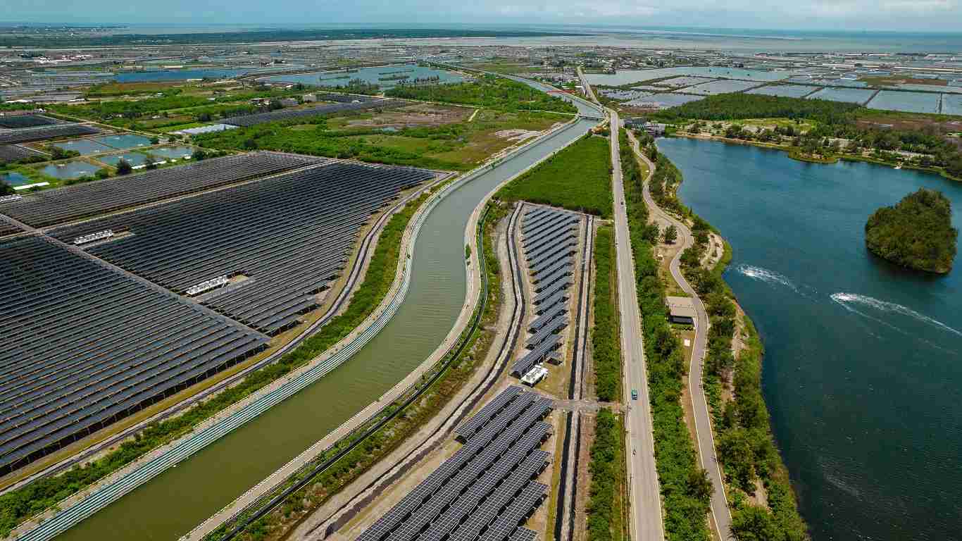 PG国际能源事业提供智慧能源管理、、太阳能监控管理、、全方位电厂建置及运维解决方案，，并拥有管理超过6000案场的经验